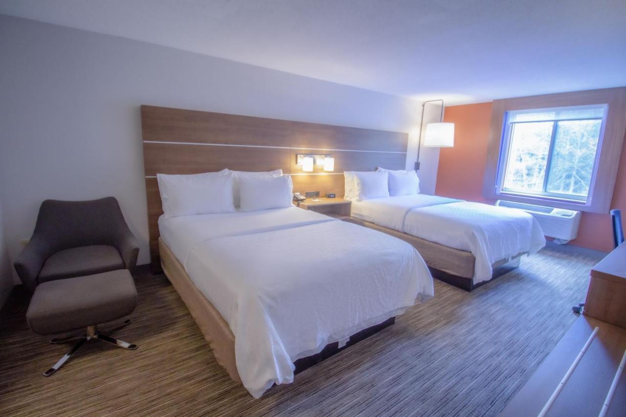 Holiday Inn Express & Suites - Lincoln East - White Mountains By Ihg Exterior photo