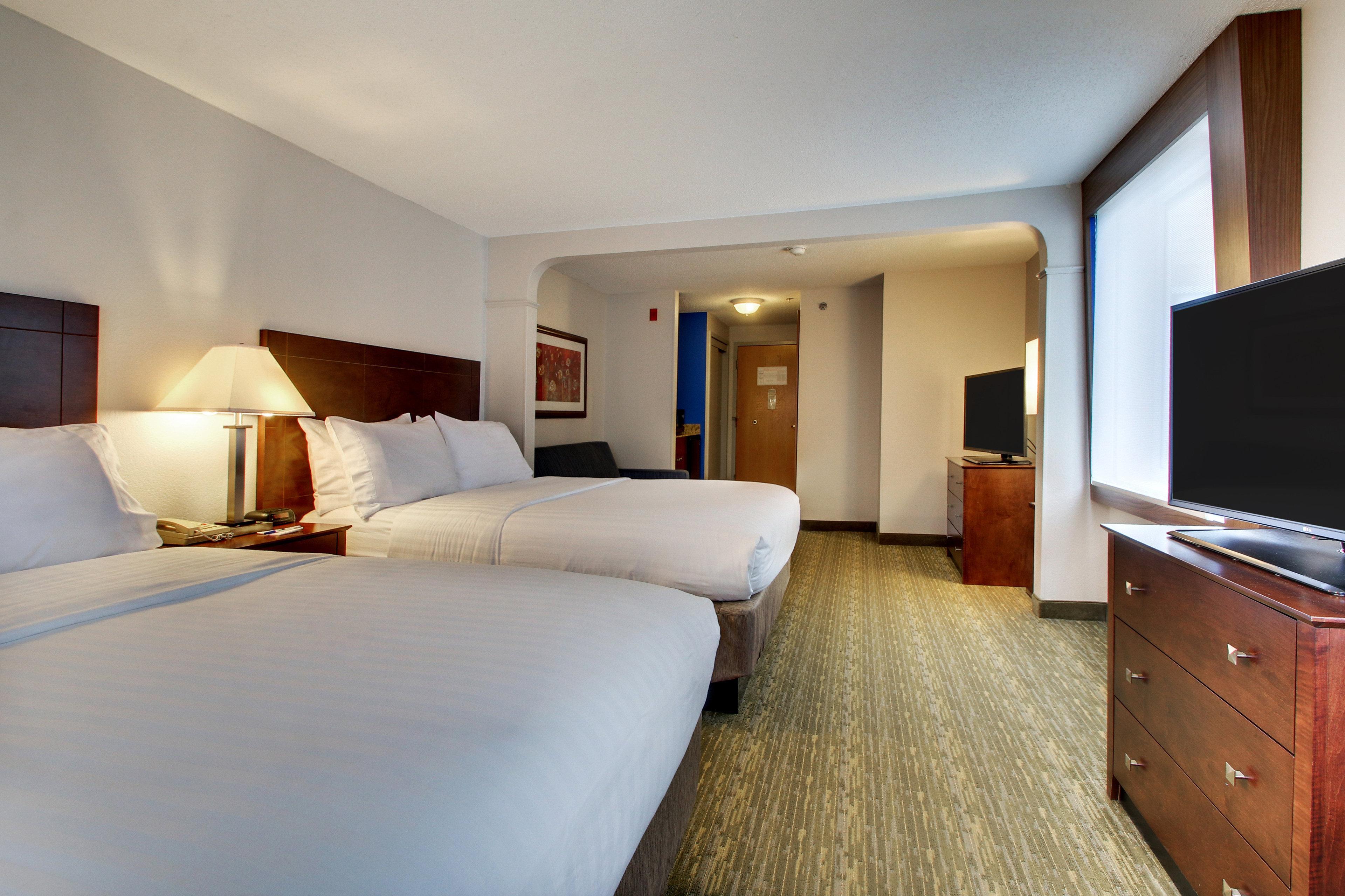 Holiday Inn Express & Suites - Lincoln East - White Mountains By Ihg Exterior photo