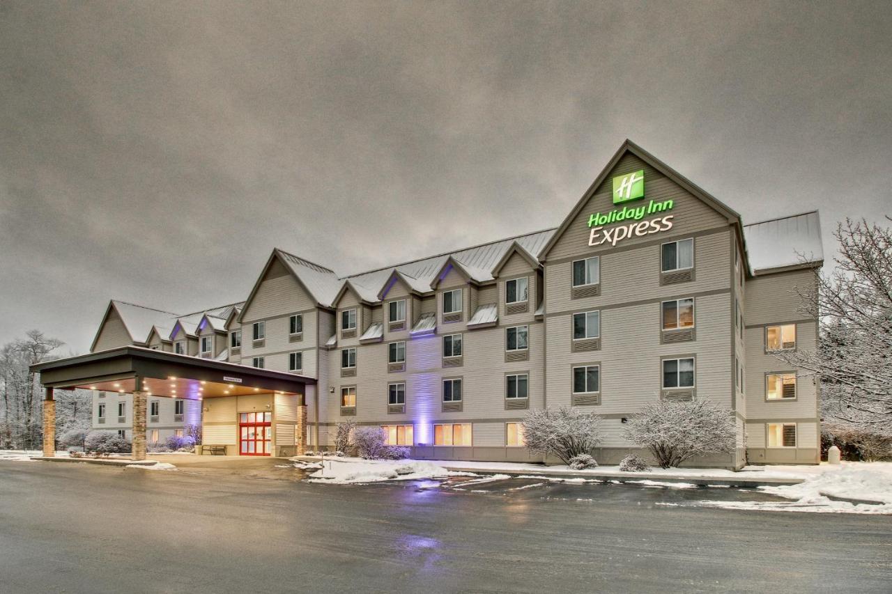 Holiday Inn Express & Suites - Lincoln East - White Mountains By Ihg Exterior photo