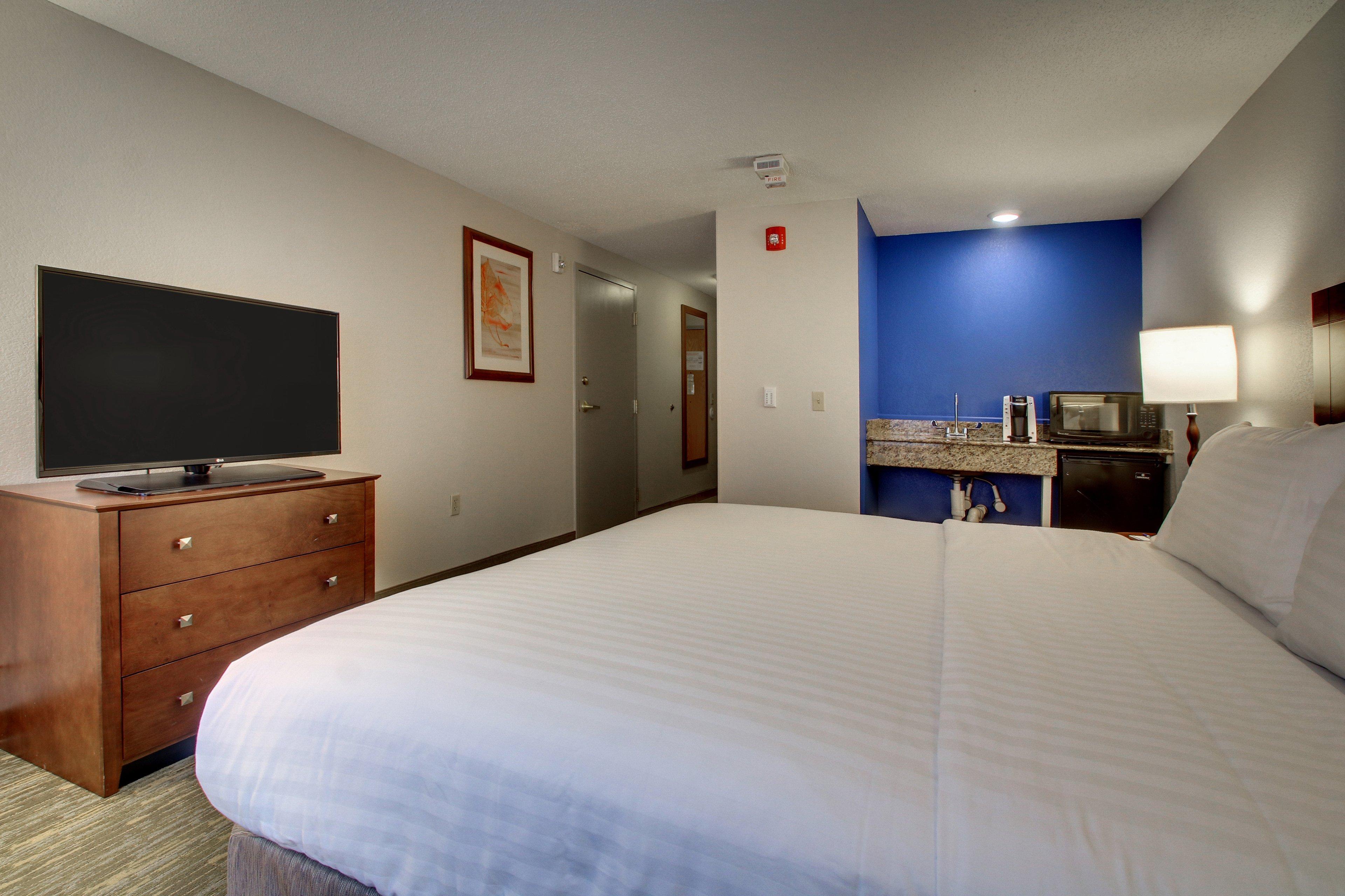 Holiday Inn Express & Suites - Lincoln East - White Mountains By Ihg Exterior photo